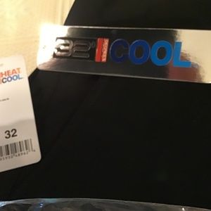 32 Degrees Lightweight Stretch Woven Shorts